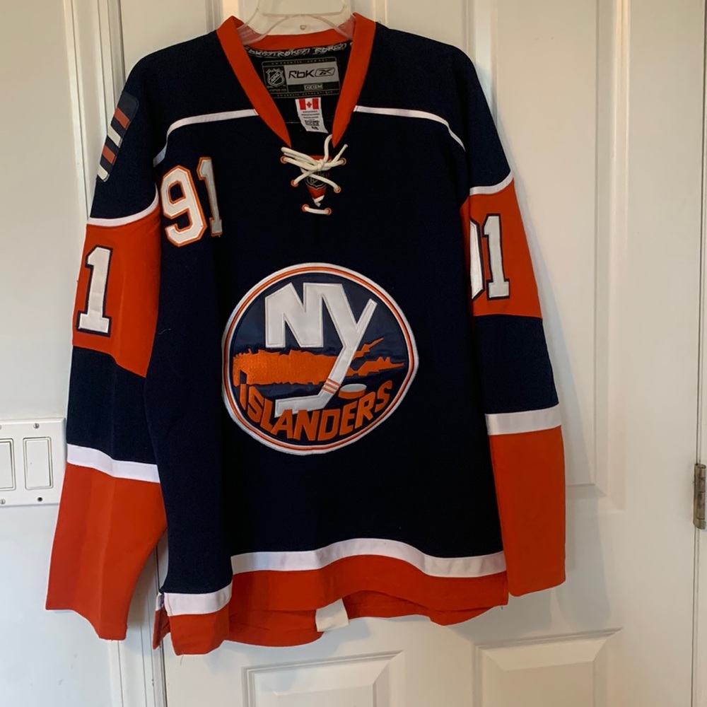Islanders jersey great for the winter